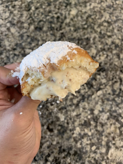 2 Filled Beignets